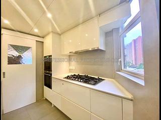 Happy Valley - Ventris Place 06