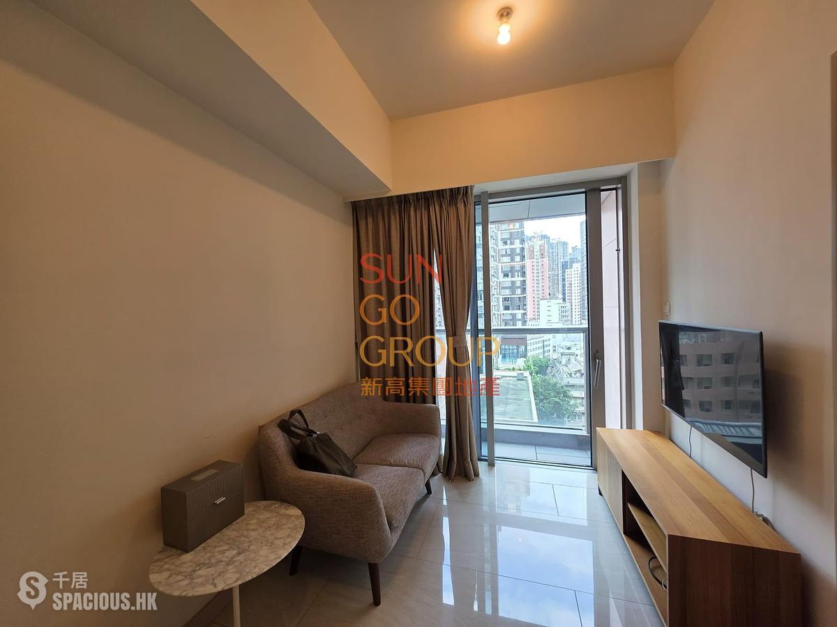 Sai Ying Pun - King's Hill 01