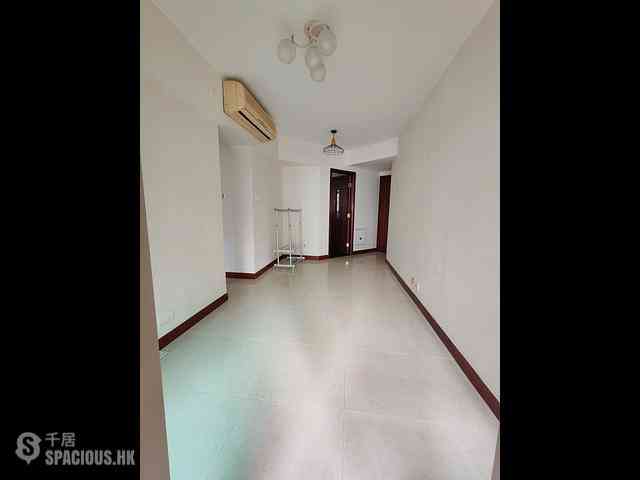 Kennedy Town - The Merton Tower 1 05