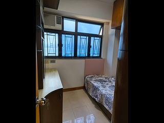 Shek Tong Tsui - Mei Sun Lau Block A 06