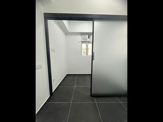 Mong Kok - Lung Fai House 03