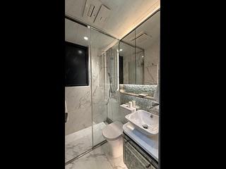 Sai Ying Pun - The Queens 12