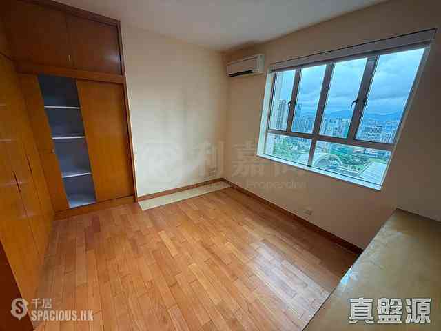 Happy Valley - Jardine's Lookout Garden Mansion Block B 03
