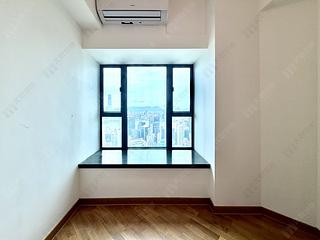 Mid Levels West - 80 Robinson Road 21