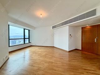 Mid Levels West - 80 Robinson Road 04