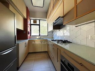 Pok Fu Lam - Royalton 03