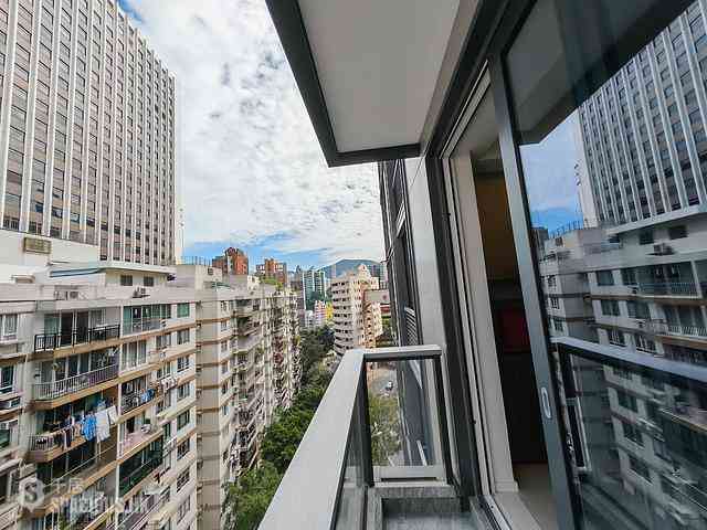 Wan Chai - 33 Kennedy Road 01