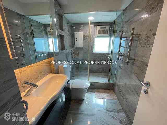 Mid Levels West - 80 Robinson Road 13