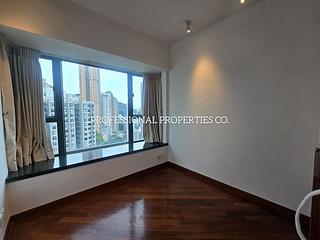 Mid Levels West - 80 Robinson Road 05