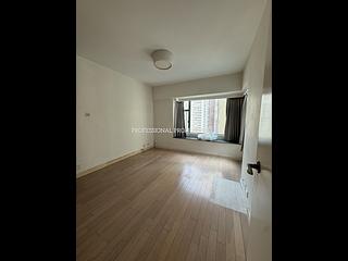 Mid Levels Central - Robinson Place 03
