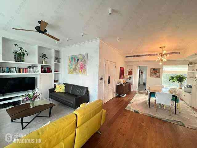 Mid Levels East - Bowen Place 06