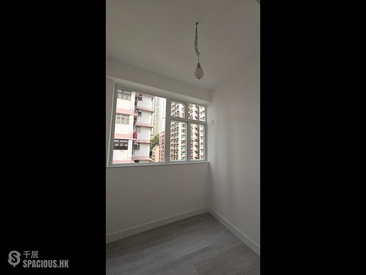Kennedy Town - Tung Hing Mansion 01