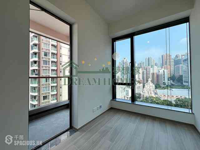 Shek Tong Tsui - The Hilltop 02