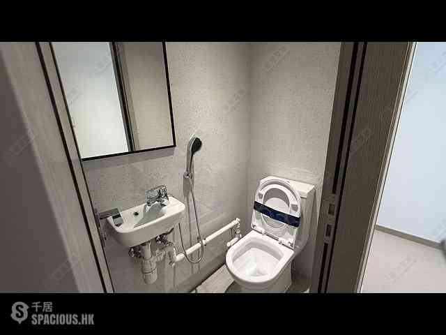 Wong Chuk Hang - The Southside Phase 3B Blue Coast 09