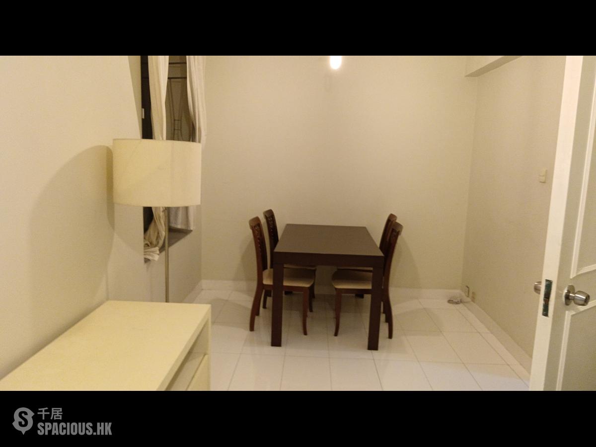 Sheung Wan - Wing Fai Building 01
