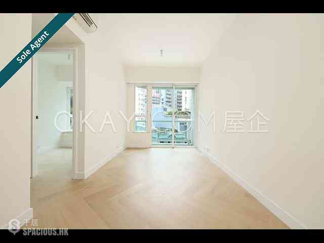 Sai Ying Pun - Reading Place 01