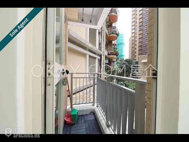 Sai Ying Pun - Reading Place 12