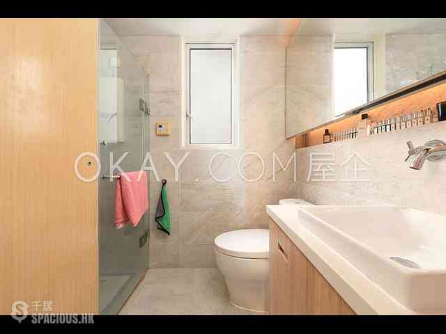 West Kowloon - The Harbourside 12
