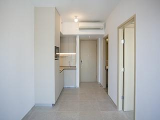 Sai Ying Pun - No.8 Hing Hon Road (Resiglow-Bonham) 02