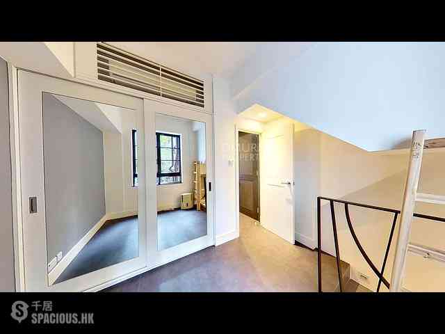 Central - 94, Hollywood Road 10