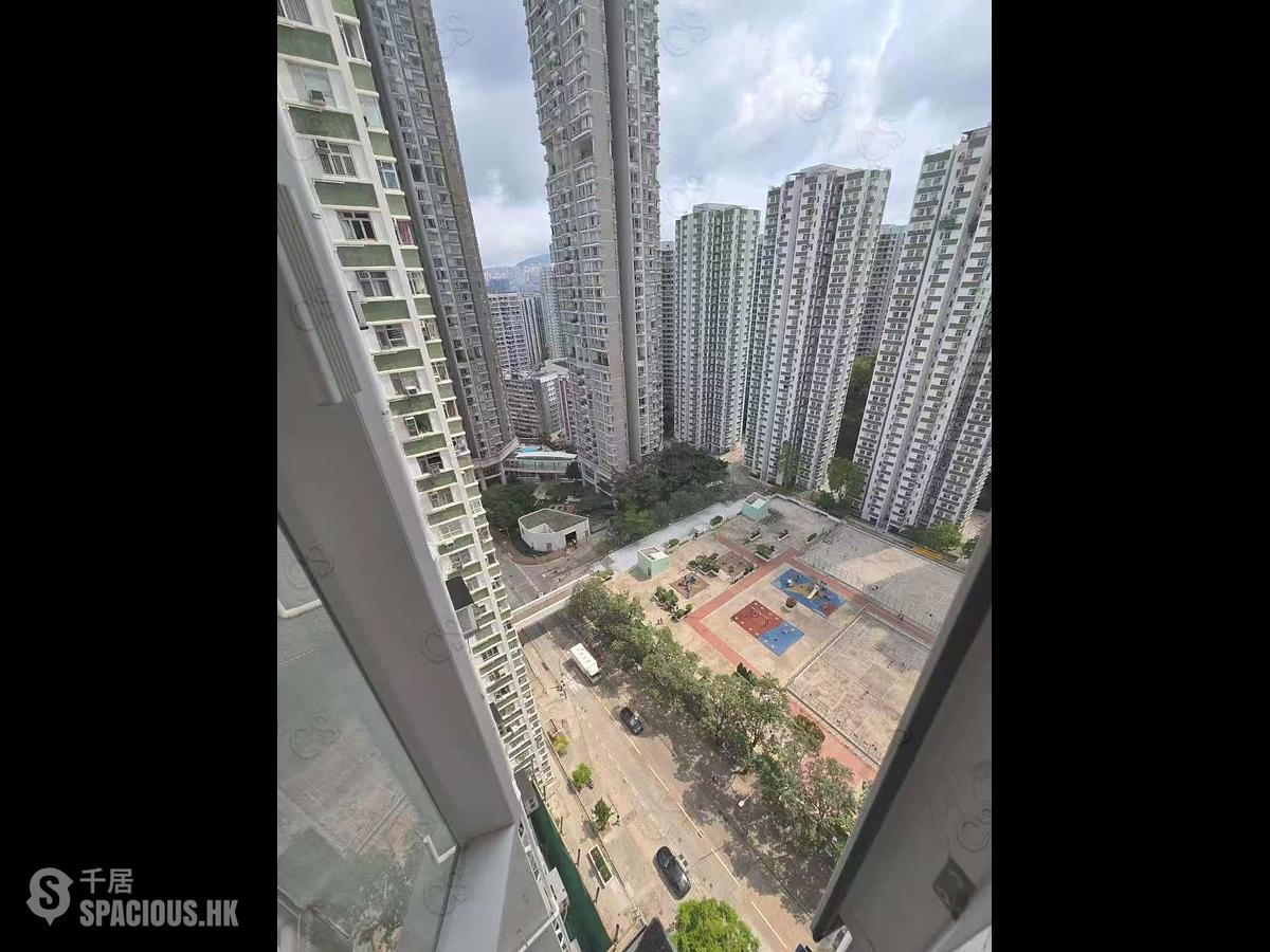 Quarry Bay - Nan Fung Sun Chuen Block 4 01