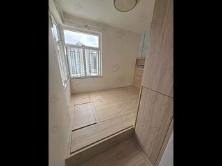 Quarry Bay - Nan Fung Sun Chuen Block 4 08