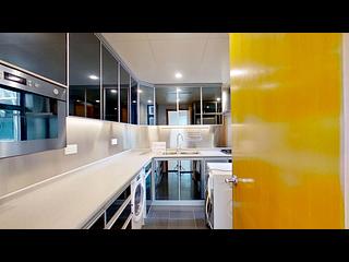 Mid Levels West - 80 Robinson Road 10
