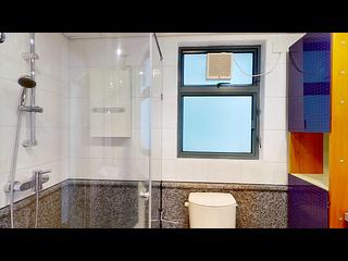 Mid Levels West - 80 Robinson Road 12