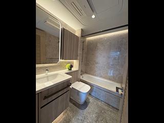 Wong Chuk Hang - The Southside Phase 4B Tower 1C 04