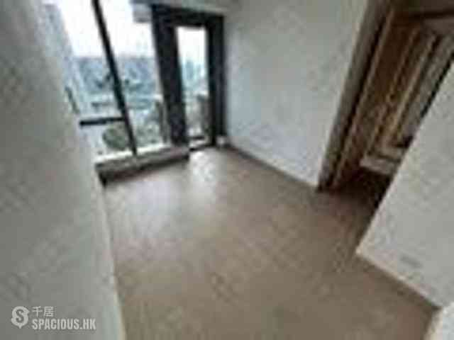 Wong Chuk Hang - The Southside Phase 2 La Marina Tower 2A 07