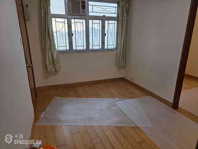 Shek Tong Tsui - Bic Wah Court 03