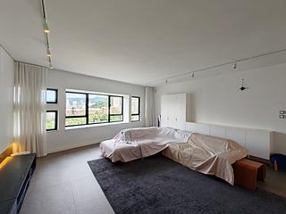 Mid Levels Central - Birchwood Place 02