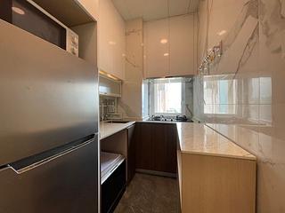 Kennedy Town - New Fortune House Block A 07
