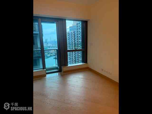 Cheung Sha Wan - Grand Victoria Phase 2 Grand Victoria II Tower 3B 01