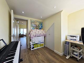 Discovery Bay - Discovery Bay Phase 3 Headland Village Parkland Drive 03