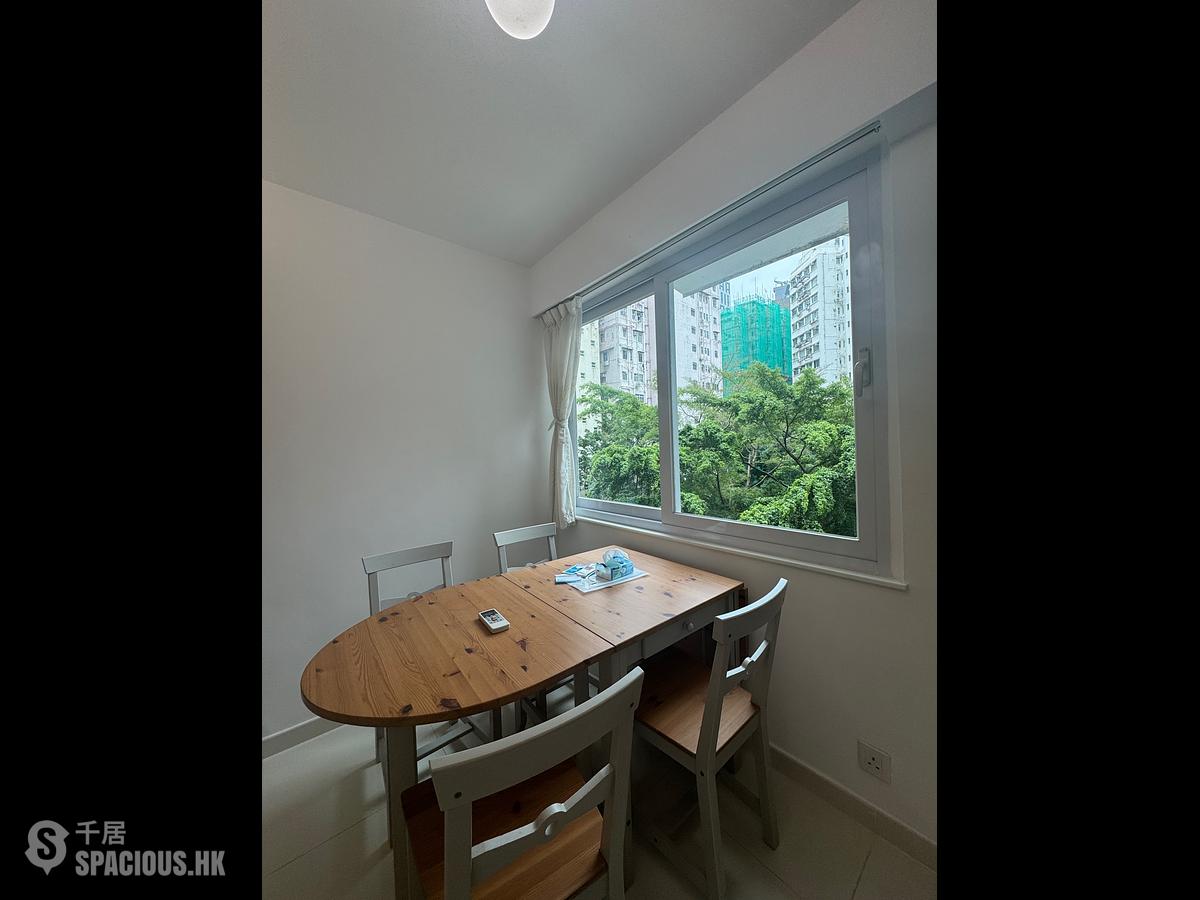Wan Chai - Fook Wo Building 01