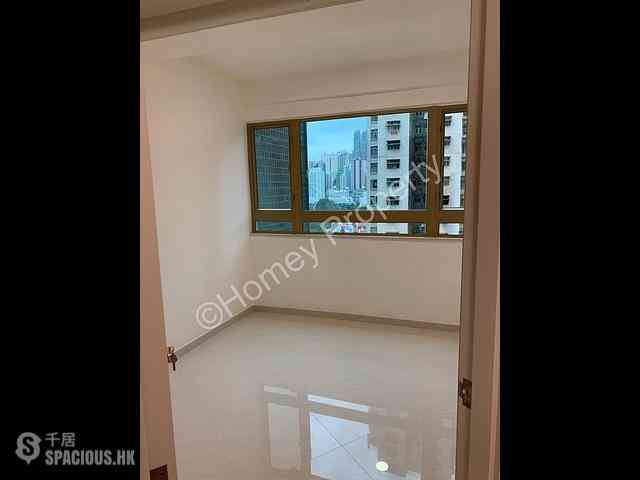 Cheung Sha Wan - Koon Wing Building 08