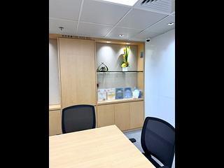 旺角 - Hua Chiao Commercial Centre 12