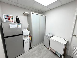 旺角 - Hua Chiao Commercial Centre 23