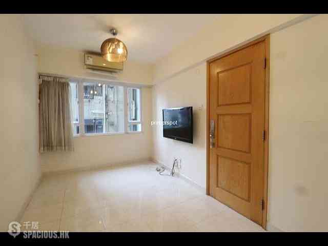 Wan Chai - Silvervale Mansion 02