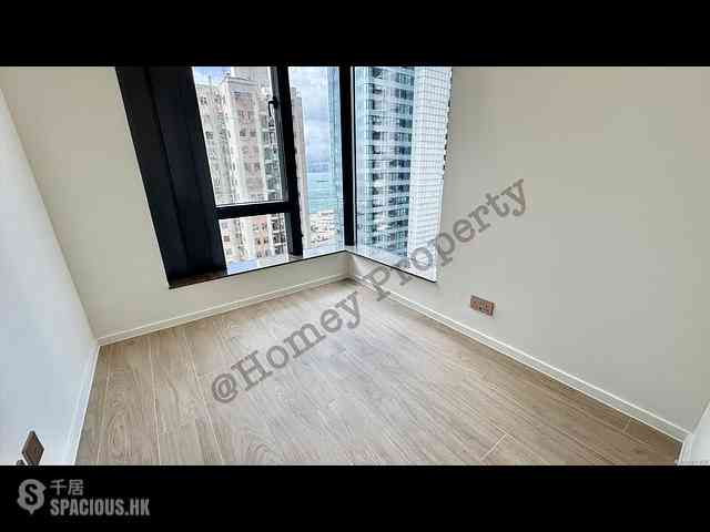 Sai Ying Pun - Des Voeux W Residence 02