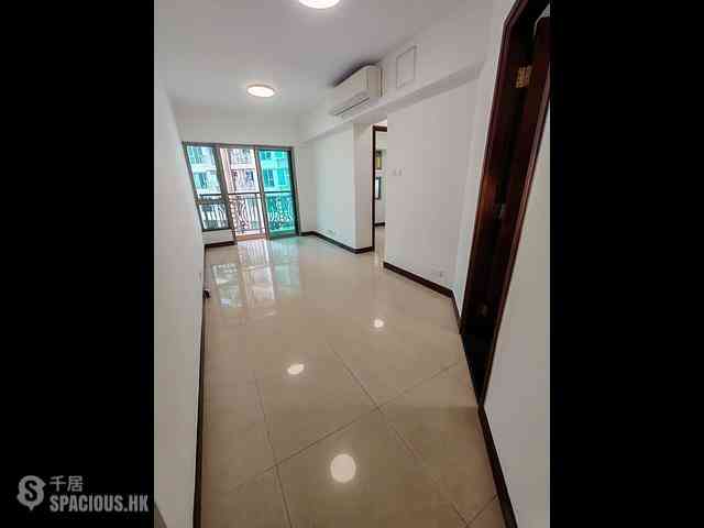 Kennedy Town - The Merton Tower 2 02