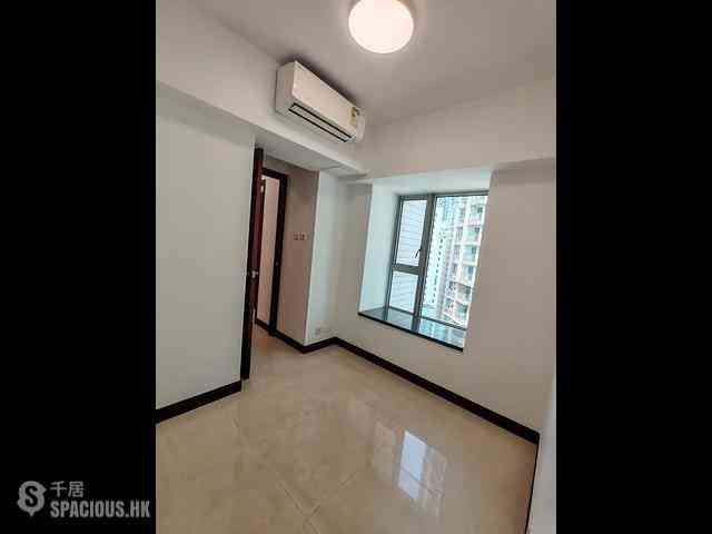 Kennedy Town - The Merton Tower 2 07