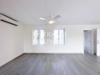 Chung Hom Kok - Villa Piubello 07