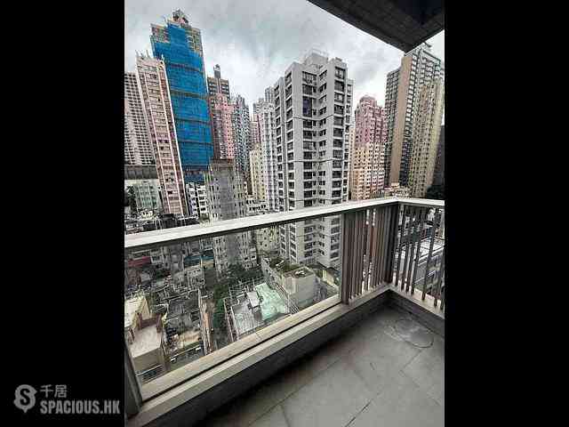 Sai Ying Pun - Island Crest 01
