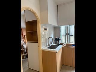 Sai Ying Pun - Kam Kwan Building 06