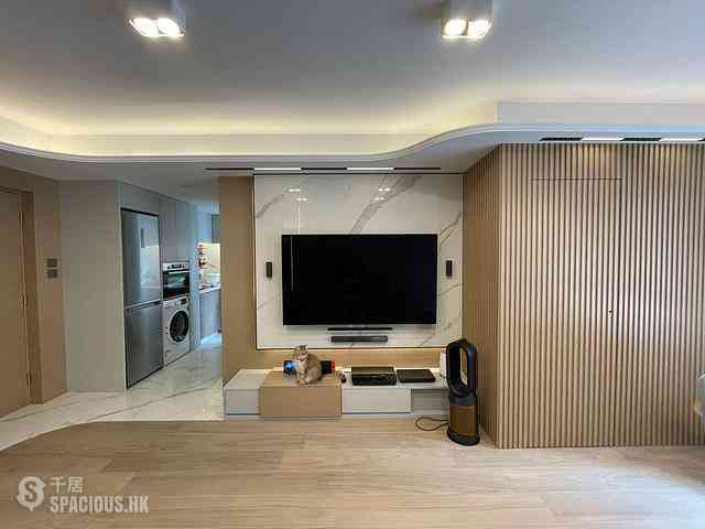Shau Kei Wan - Tung Chun Court Kam Chun House (Block A) 02