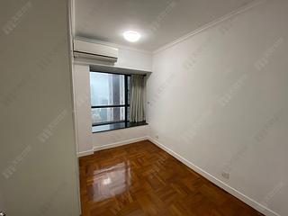 Mid Levels Central - The Grand Panorama Block 2 02