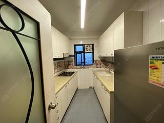 Mid Levels Central - The Grand Panorama Block 2 03