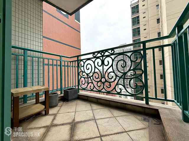 Sai Ying Pun - Bon-Point 03